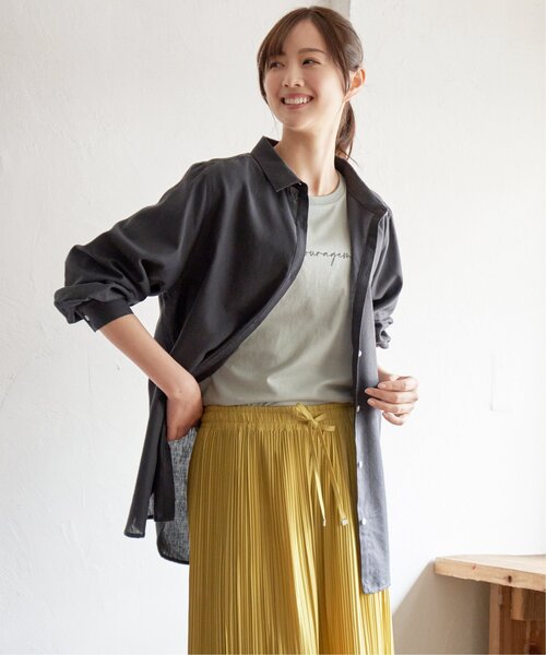 ikka(イッカ)の「ロゴフォトプリントT(Tシャツ/カットソー・レディース・ベージュ/ミント/ホワイト/チャコールグレー/オフホワイト/ブラック・S/M/L)」の21枚目の写真