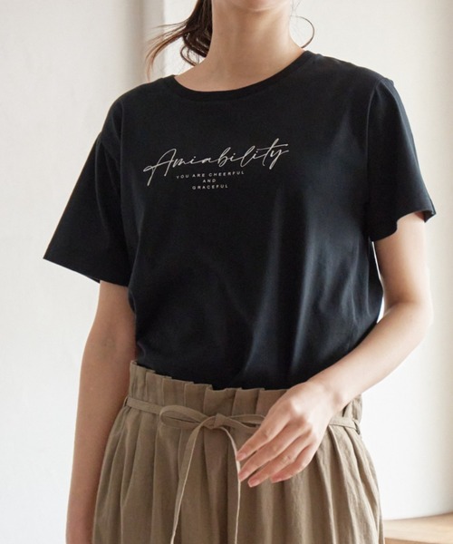 ikka(イッカ)の「ロゴフォトプリントT(Tシャツ/カットソー・レディース・ベージュ/ミント/ホワイト/チャコールグレー/オフホワイト/ブラック・S/M/L)」の3枚目の写真