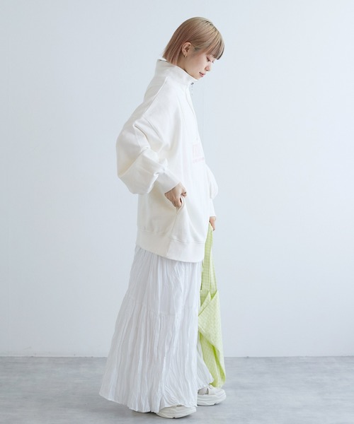 w closet(ダブルクローゼット)の「ハーフジップ刺繍入りスウェット(スウェット・レディース・イエロー系/オフホワイト/グレー・FREE)」の13枚目の写真