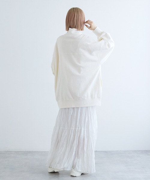 w closet(ダブルクローゼット)の「ハーフジップ刺繍入りスウェット(スウェット・レディース・イエロー系/オフホワイト/グレー・FREE)」の14枚目の写真