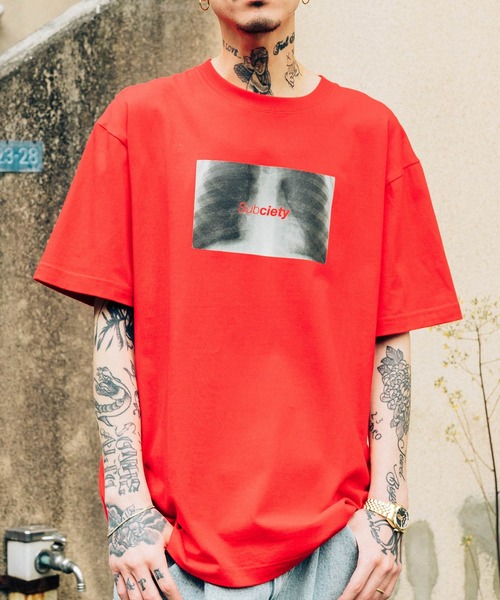 Subciety(サブサエティ)の「X-RATIO TEE(Tシャツ/カットソー・メンズ・レッド/ホワイト/ブラック/スミクロ・MEDIUM/LARGE/X-LARGE/XX-LARGE/SMALL)」の4枚目の写真