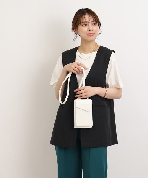 SHOO・LA・RUE（シューラルー）の「◆ポケット付きお財布ショルダーバッグ（ショルダーバッグ・レディース・オフホワイト/ガンメタ/ブラック/ダークグリーン・00）」の16枚目の写真