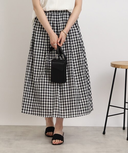 SHOO・LA・RUE（シューラルー）の「◆ポケット付きお財布ショルダーバッグ（ショルダーバッグ・レディース・オフホワイト/ガンメタ/ブラック/ダークグリーン・00）」の21枚目の写真