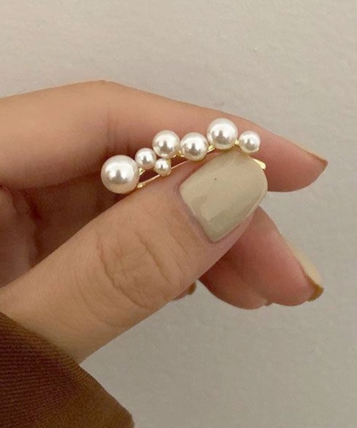 florist(フローリスト)の「7連パールイヤーカフ 片耳用(イヤーカフ・レディース・ゴールド/ゴールド系その他・FREE)」の5枚目の写真