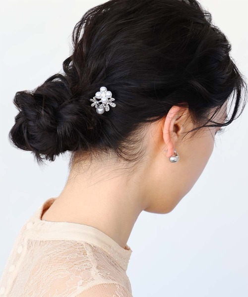 girl(ガール)の「パール&ラインストーンフラワーモチーフヘアピン 結婚式 パーティー お呼ばれ オケージョン(ヘアピン・レディース・ゴールド/シルバー・FREE)」の6枚目の写真