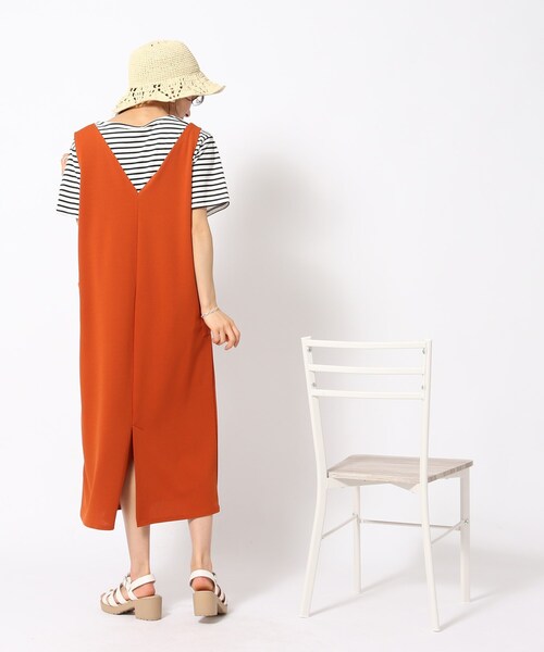 SHOO・LA・RUE(シューラルー)の「◆【2点セット】Vネックですっきり見えジャンスカ(アンサンブル・レディース・ライトベージュ/ブラック/オレンジ・04/03/02)」の11枚目の写真