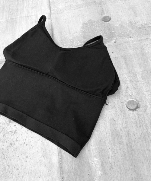 LVEU.(ラブユ.)の「Back lace-up design bra top / バックレースアップデザインブラトップ(キャミソール・レディース・ブラック・FREE)」の3枚目の写真