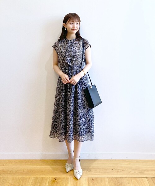 index（インデックス）の「◆【低反発クッション/6.5cmヒール】ツイストデザインストラップパンプス（パンプス・レディース・ブラック/ライトグリーン/オフホワイト・02/03）」の7枚目の写真