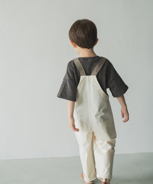 riziere(リジェール)の「コットンナチュラルオーバーオール(つなぎ/オールインワン・キッズ・ナチュラル・140/110/130/100/90/150/120)」の9枚目の写真