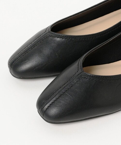 B:MING by BEAMS（ビーミングバイビームス）の「B:MING by BEAMS / Vカット ステッチ パンプス（パンプス・レディース・ブルー系その他/ベージュ/ブラック・23.5/24.5/22.5）」の4枚目の写真