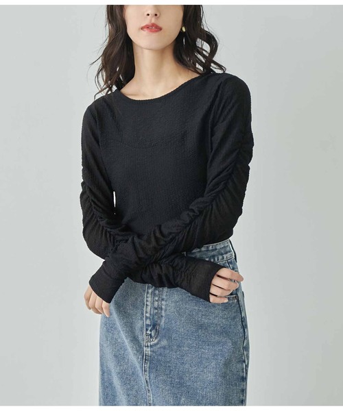 ANAP(アナップ)の「袖シャーリングトップス(Tシャツ/カットソー・レディース・アイボリー/オレンジ/ブラック・FREE)」の2枚目の写真