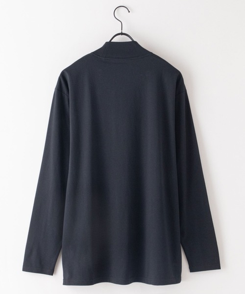 UNIIT（ユニット）の「【ZEROSTAIN/ゼロステイン】汗染みの目立たないTシャツ　ハイネック　ロンT　 撥水　防汚　UVカット　紫外線対策（Tシャツ/カットソー・メンズ・ブラック/オフホワイト/チャコールグレー/ホワイト・MEDIUM/LARGE/X-LARGE）」の12枚目の写真