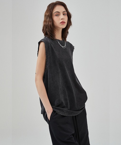 WESTSEA(ウエストシー)の「無地 ロング丈ノースリーブTシャツ 色落ち タンクトップ(タンクトップ・メンズ・チャコールグレー/グレー/ブラック・L/XL/M)」の4枚目の写真