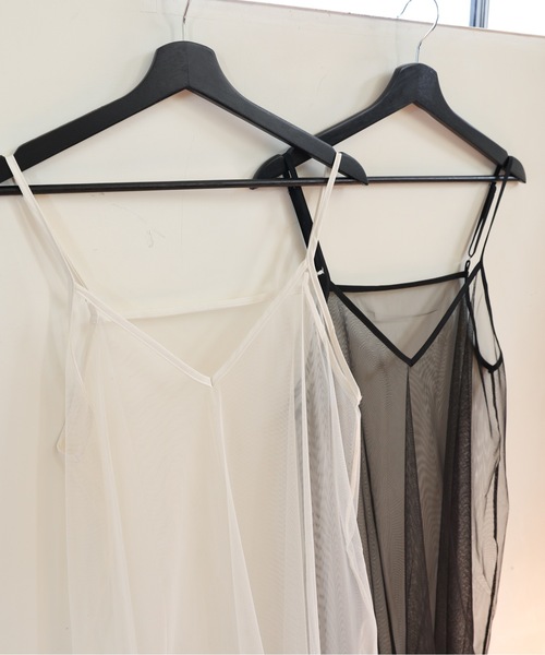 ULEULA(ウルア)の「チュールロングキャミワンピース(ワンピース・レディース・アイボリー/ブラック・FREE)」の10枚目の写真