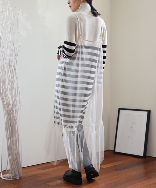 ULEULA(ウルア)の「チュールロングキャミワンピース(ワンピース・レディース・アイボリー/ブラック・FREE)」の15枚目の写真