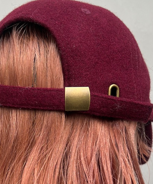un dix cors（アンディコール）の「刺繍入りメルトンキャップ（キャップ・レディース・キャメル/ボルドー・FREE）」の7枚目の写真