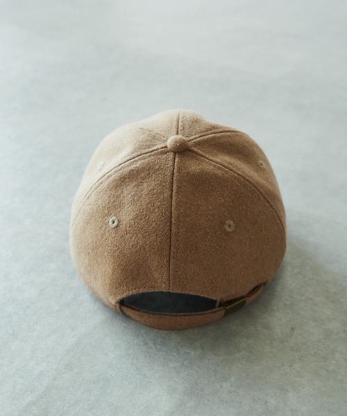un dix cors（アンディコール）の「刺繍入りメルトンキャップ（キャップ・レディース・キャメル/ボルドー・FREE）」の11枚目の写真