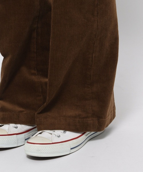 LOWRYS FARM（ローリーズファーム）の「ストレッチコーデュロイフレアＰ　 971217（デニムパンツ・レディース・ブラウン/ブルー/ブラック・MEDIUM/LARGE）」の14枚目の写真