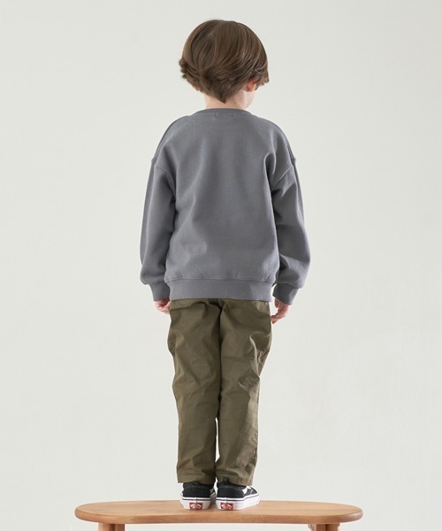 b・ROOM（ビールーム）の「【表コットン毛玉バイバイ裏起毛】アソートスウェット（スウェット・キッズ・チャコール/ラベンダー/ブルーグリーン/アイボリー/グレイッシュベージュ/ブルーグレー・120cm/110cm/130cm/100cm）」の10枚目の写真