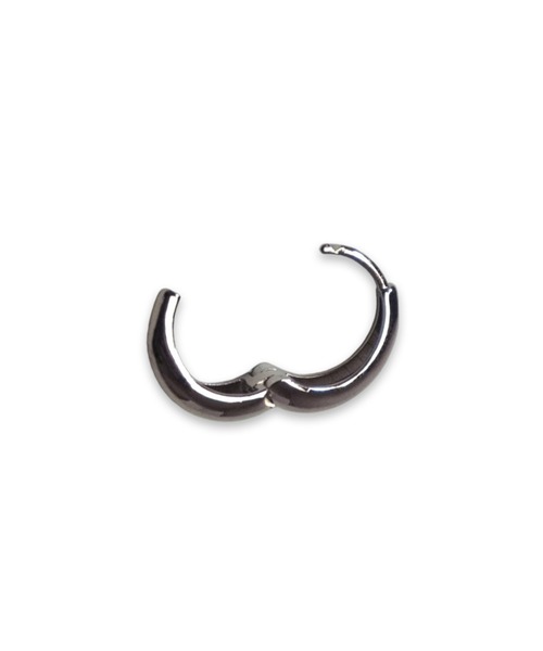 misto accessories(ミストアクセサリーズ)の「ミニフープピアス(ピアス(両耳用)・レディース・シルバー・S)」の5枚目の写真