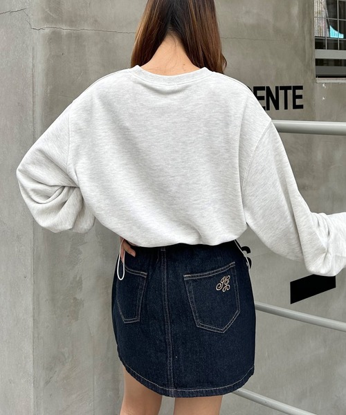 INGNI(イング)の「胸ワッペンハートロゴスウェットプルオーバー(スウェット・レディース・アイボリー/グレー/オートミール/ブラック・M)」の6枚目の写真