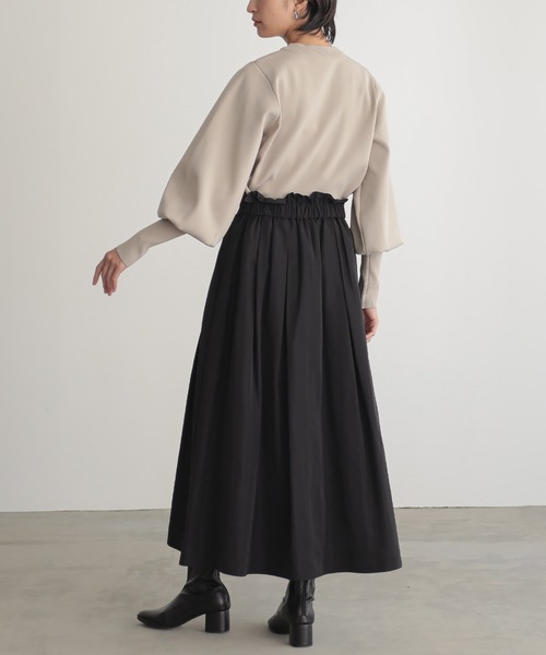 for/c（フォーシー）の「[新色追加]ロングリブボリューム袖ニットプルオーバー【サスティナブル】（ニット/セーター・レディース・アイボリー/ブラック/グレー/ベージュ/ネイビー/オフホワイト/ブラウン/ライトグリーン・LL/M/L）」の21枚目の写真