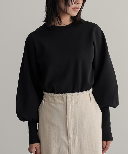 for/c（フォーシー）の「[新色追加]ロングリブボリューム袖ニットプルオーバー【サスティナブル】（ニット/セーター・レディース・アイボリー/ブラック/グレー/ベージュ/ネイビー/オフホワイト/ブラウン/ライトグリーン・LL/M/L）」の22枚目の写真