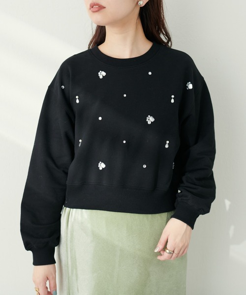 natural couture（ナチュラルクチュール）の「ビジュー×パールショート丈裏起毛プルオーバー（Tシャツ/カットソー・レディース・ブラック/オフホワイト/グレー・FREE）」の10枚目の写真