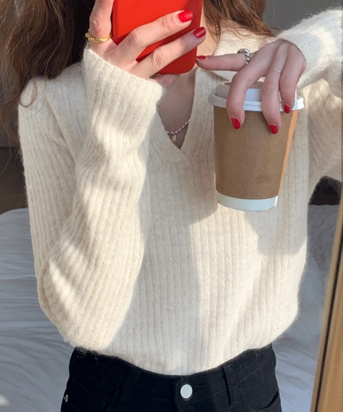 Girly Doll(ガーリードール)の「スキッパーリブニット(ニット/セーター・レディース・アイボリー/ブラック/ベージュ/パープル/キャメル・F)」の7枚目の写真