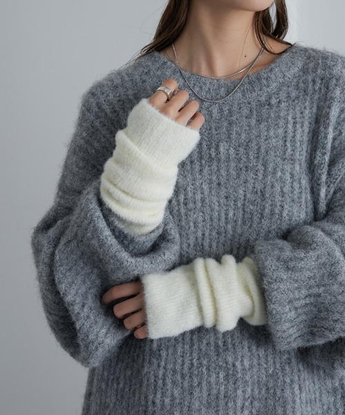 COLONY 2139（コロニートゥーワンスリーナイン）の「シャギーアームウォーマー（アームカバー・レディース・ベージュ/シルバー/アイボリー/ブラック・FREE）」の8枚目の写真