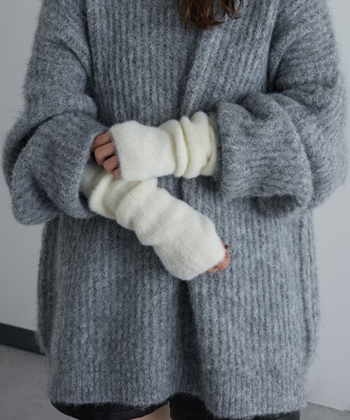 COLONY 2139（コロニートゥーワンスリーナイン）の「シャギーアームウォーマー（アームカバー・レディース・ベージュ/シルバー/アイボリー/ブラック・FREE）」の16枚目の写真