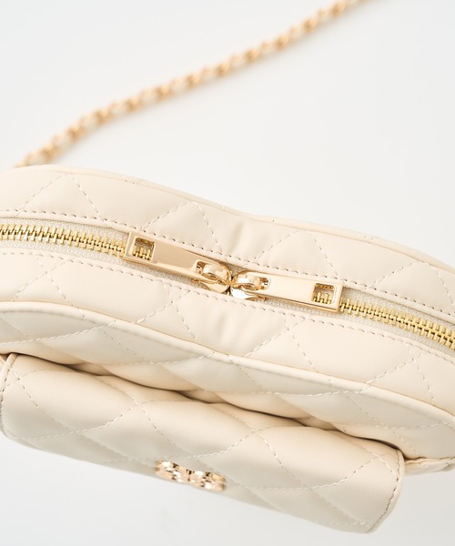 Seemi. byNICECLAUP（ シーミーバイナイスクラップ）の「【Seemi.】Seemiハートキルティングポシェット（ショルダーバッグ・レディース・ブラック/レッド/アイボリー/ホワイト系その他/ベージュ/サックスブルー・FREE）」の14枚目の写真