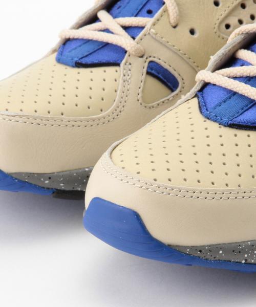 NIKE（ナイキ）の「NIKE / MOWABB（749492）（スニーカー・レディース・ナチュラル/ダークブラウン・24.5/24/25）」の13枚目の写真