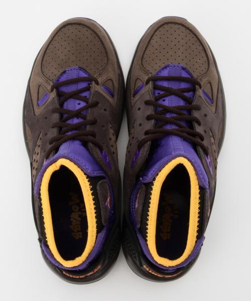 NIKE（ナイキ）の「NIKE / MOWABB（749492）（スニーカー・レディース・ナチュラル/ダークブラウン・24.5/24/25）」の4枚目の写真