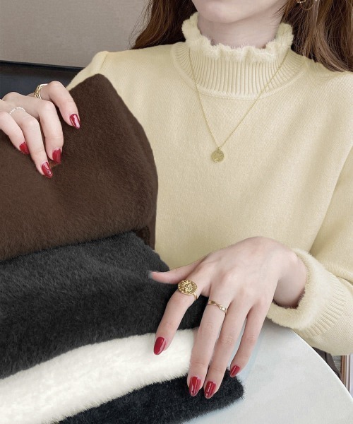 Miniministore(ミニミニストア)の「裏起毛 メロウニットトップス ハイネック(ニット/セーター・レディース・オフホワイト/グレー/ベージュ/ブラック/ブラウン・フリー)」の10枚目の写真