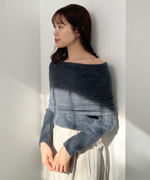 Olu.（オルドット）の「オフショルダーシャギーニット（ニット