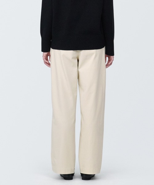 無印良品（ムジルシリョウヒン）の「婦人　縦横ストレッチチノタックワイドパンツ　股下長め（チノパンツ・レディース・チャコールグレー/アイボリー/ネイビー/ダークベージュ・XS/M/S/XL/L）」の7枚目の写真