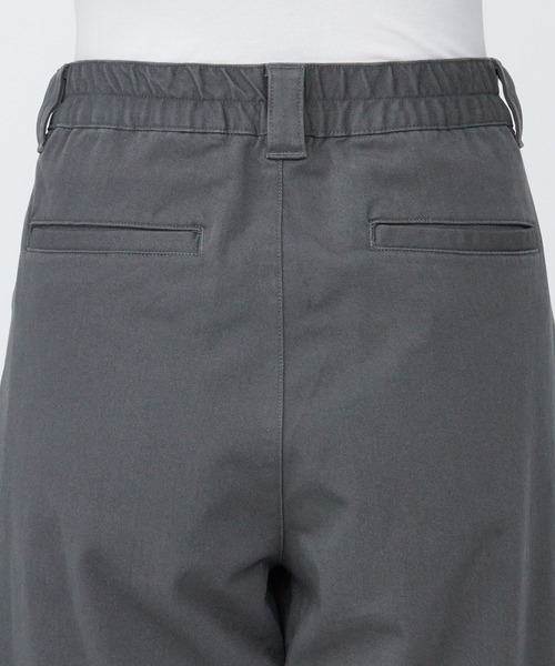 無印良品（ムジルシリョウヒン）の「婦人　縦横ストレッチチノタックワイドパンツ　股下長め（チノパンツ・レディース・チャコールグレー/アイボリー/ネイビー/ダークベージュ・XS/M/S/XL/L）」の18枚目の写真