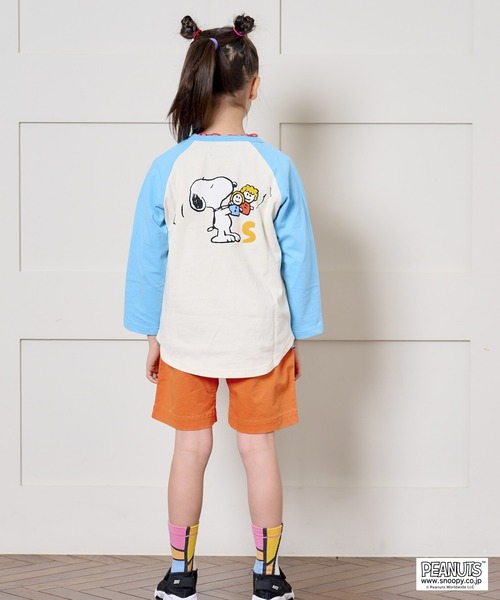 PEANUTS（ピーナッツ）の「【PEANUTS】スヌーピー/ラグランロンT（80～150cm）（Tシャツ/カットソー・キッズ・ライトブルー/チャコール・90/100/110/120/80/130/95/140/150）」の6枚目の写真