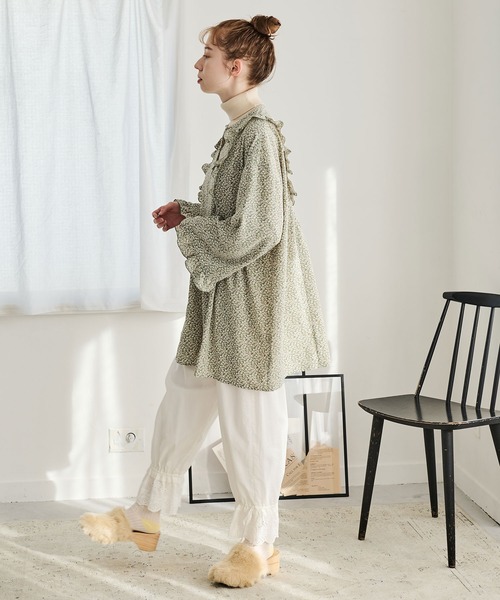 Crisp（クリスプ）の「フラワーフリルチュニック（シャツ/ブラウス・レディース・グリーン/ブラック・FREE）」の17枚目の写真