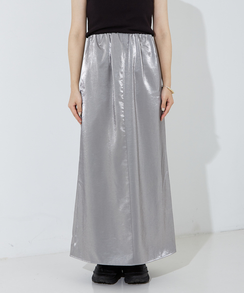 NOMINE(ノミネ)の「【セットアップ着用可】サテンロングスカート(スカート・レディース・シルバー/ブラック・S/M)」の3枚目の写真