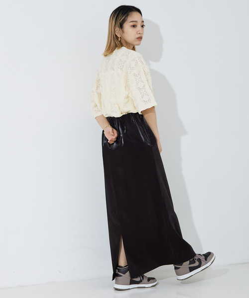 NOMINE(ノミネ)の「【セットアップ着用可】サテンロングスカート(スカート・レディース・シルバー/ブラック・S/M)」の18枚目の写真