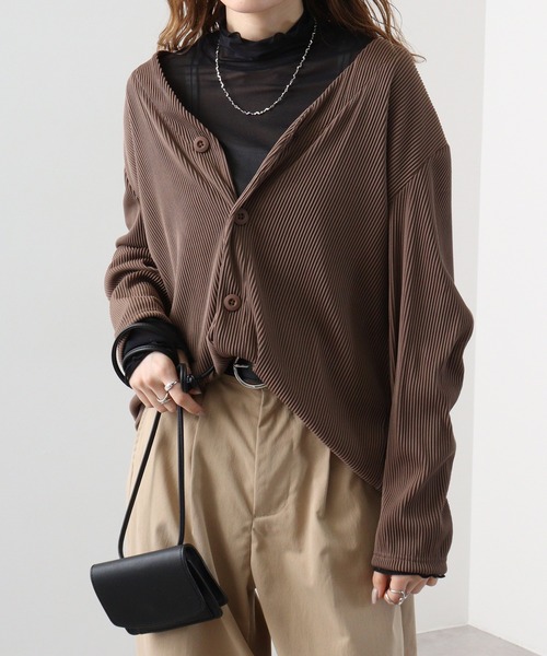EVOLUTION(エボリューション)の「Pleated mode cardigan / プリーツカーディガン unisex(カーディガン/ボレロ・メンズ・ベージュ/ブラウン/ブラック/アイボリー・XL/M/L)」の1枚目の写真