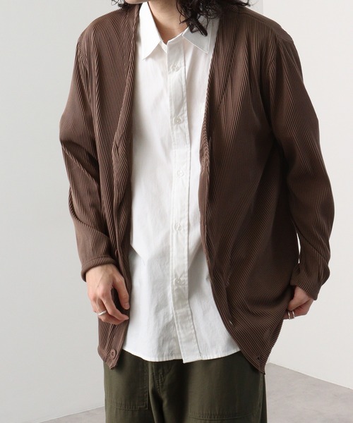 EVOLUTION(エボリューション)の「Pleated mode cardigan / プリーツカーディガン unisex(カーディガン/ボレロ・メンズ・ベージュ/ブラウン/ブラック/アイボリー・XL/M/L)」の21枚目の写真