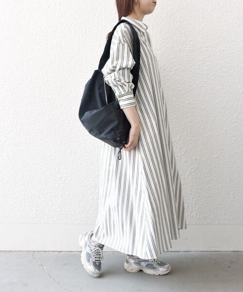 SHIPS any（シップス エニィ）の「SHIPS any:〈洗濯機可能〉リネン ミックス ストライプ シャツ ワンピース（シャツワンピース・レディース・オフホワイト/グレー/ベージュ・ONE SIZE）」の8枚目の写真