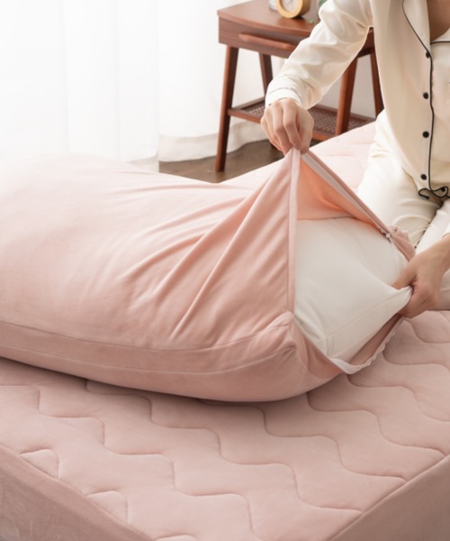 EMOOR（エムール）の「もちふわ触感【至福の睡眠】足まくらにもなる ジャンボまくら（クッション/クッションカバー・レディース・ピンク/ベージュ/アイボリー・FREE）」の7枚目の写真