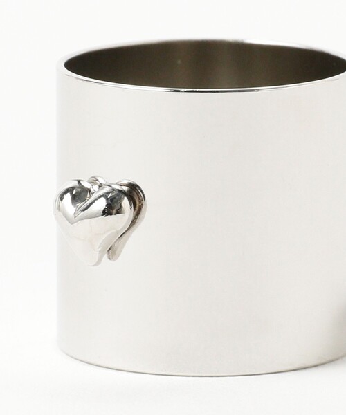 Ray BEAMS(レイビームス)の「Ray BEAMS / ワイド プレート ハート リング(リング・レディース・ゴールド/シルバー・ONE SIZE)」の6枚目の写真