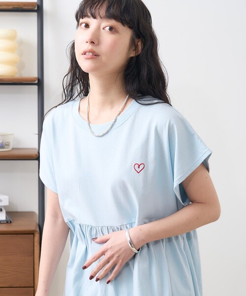 関送込アミパリス定番 刺繍 ハート ワンポイントTシャツ ami - 167【定番モデル】アミ パリス☆ハート刺繍ロゴTシャツ