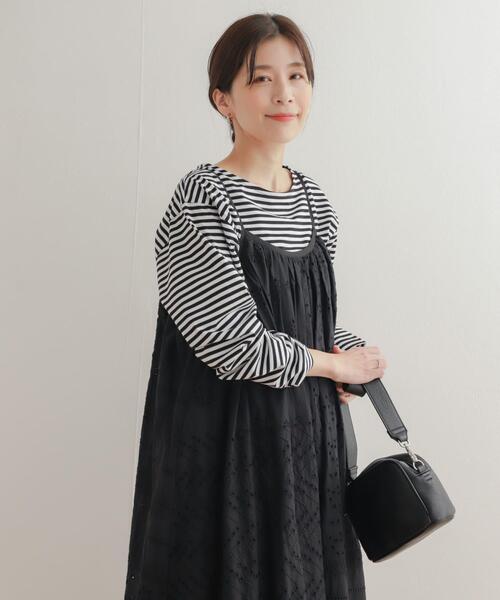 URBAN RESEARCH DOORS(アーバンリサーチドアーズ)の「パッチワークアイレットレースキャミワンピース(ワンピース・レディース・ブラック/オフホワイト・MEDIUM)」の7枚目の写真