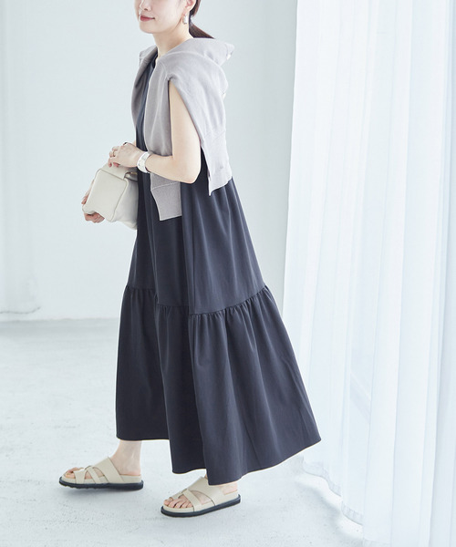 journal standard L'essage(ジャーナルスタンダードレサージュ)の「トリコットジャージーワンピース(ワンピース・レディース・ブラック/ネイビー・FREE)」の2枚目の写真